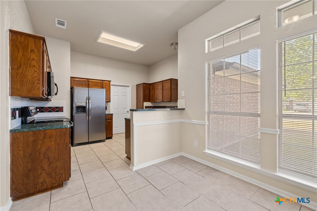 4202 Windwood Drive Property Photo 10