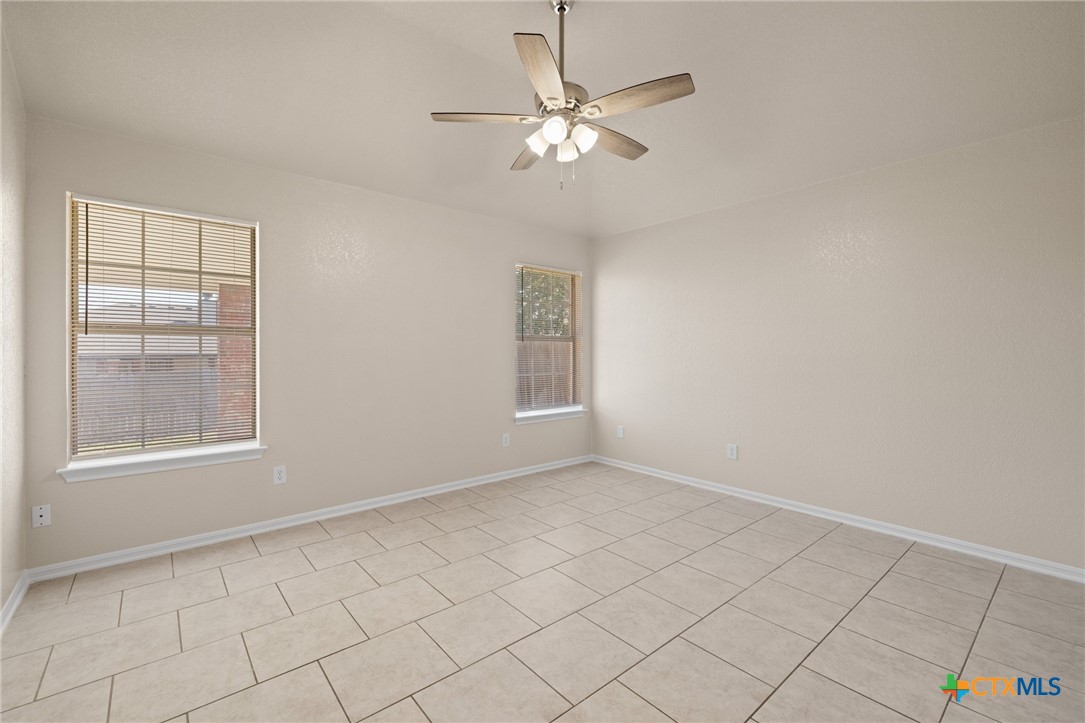 4202 Windwood Drive Property Photo 15