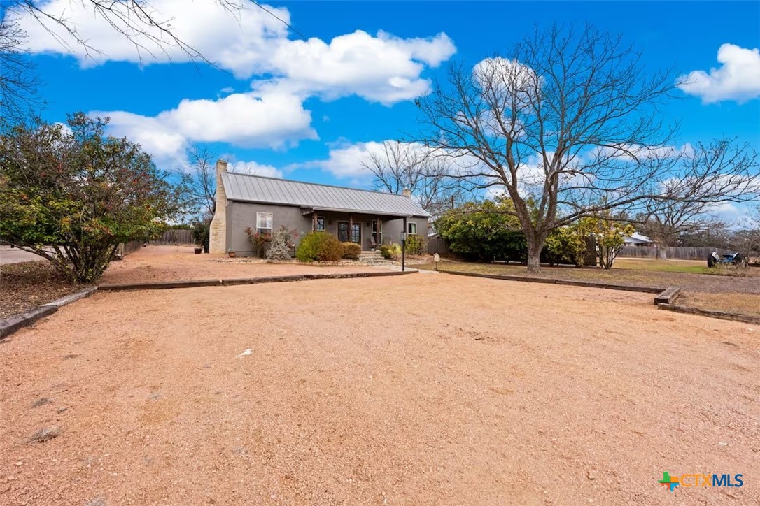 406 Cross Mountain Drive Property Photo 5
