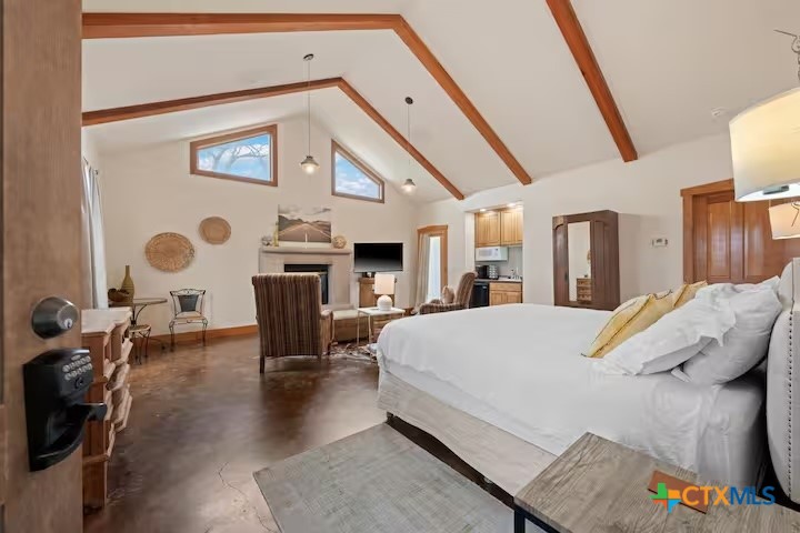 406 Cross Mountain Drive Property Photo 14