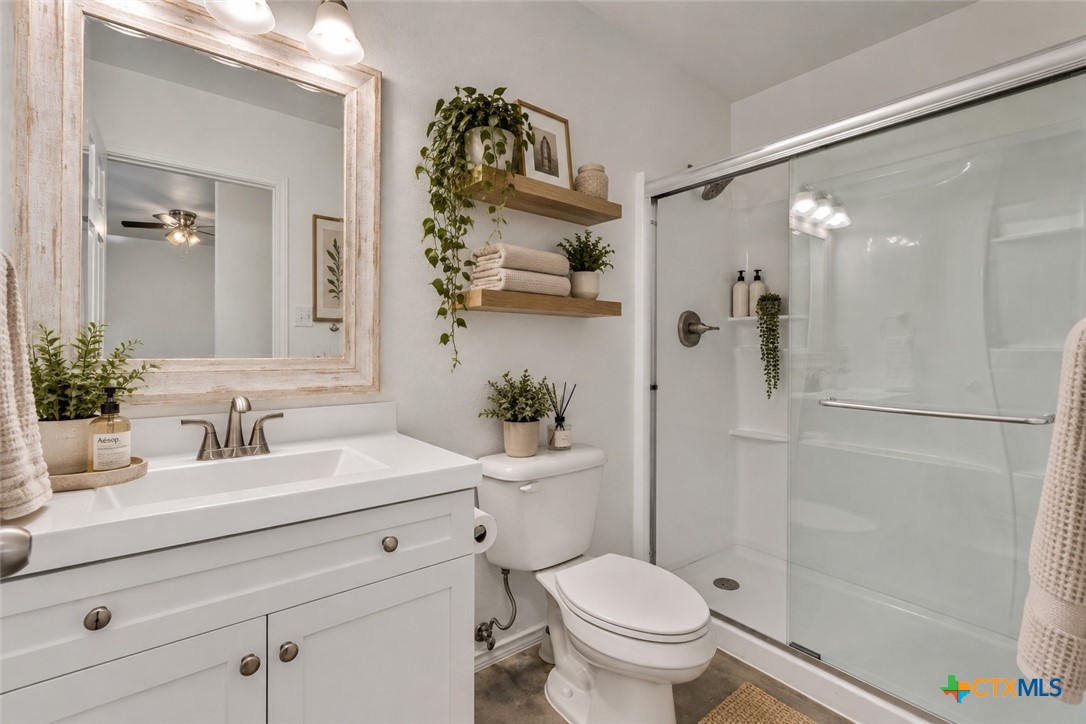 238 N Mary Jo Drive Unit: A & B Property Photo 12