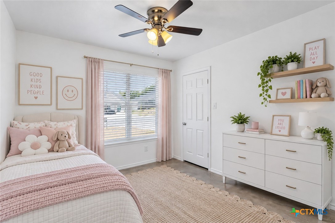 238 N Mary Jo Drive Unit: A & B Property Photo 14