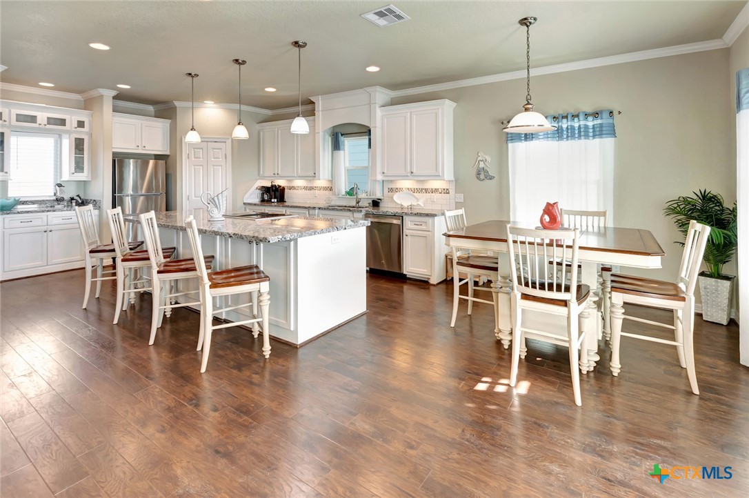 223 Pr 670 Property Photo 13