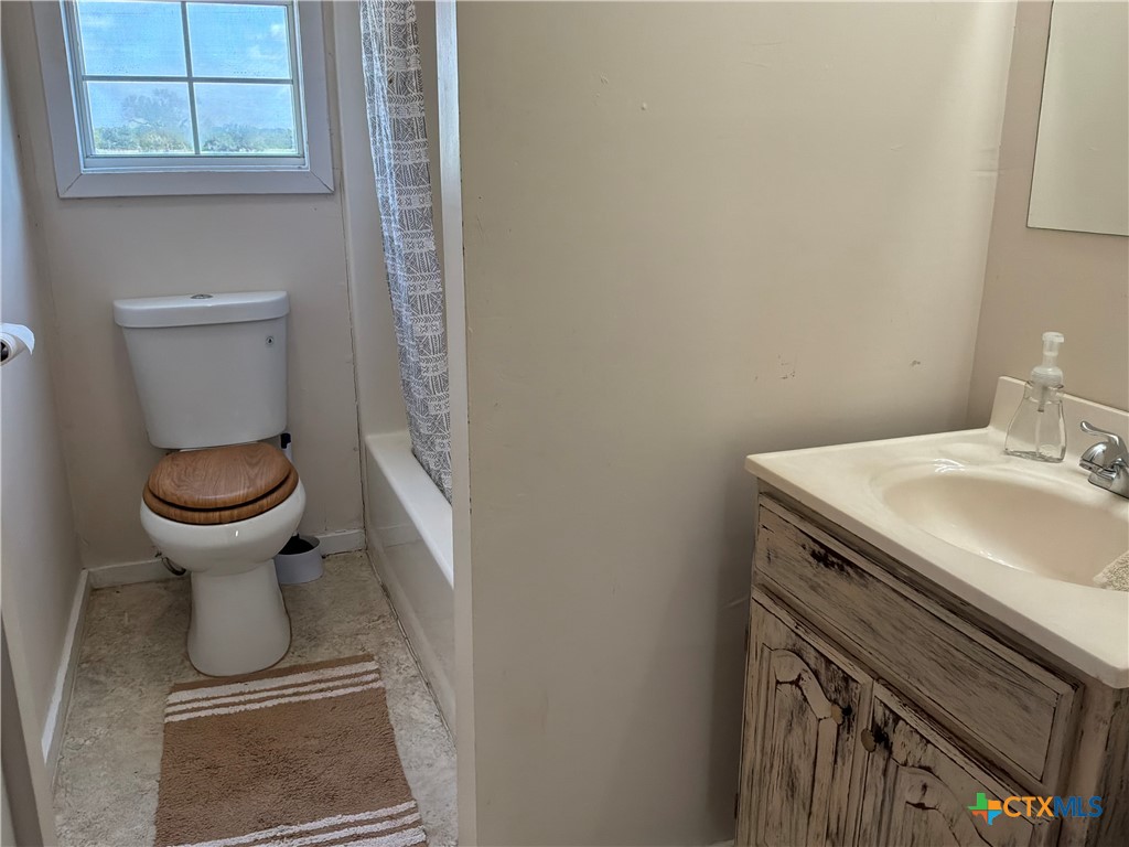 625570 Property Photo 14