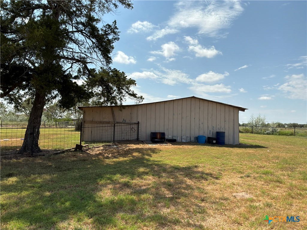 625570 Property Photo 16