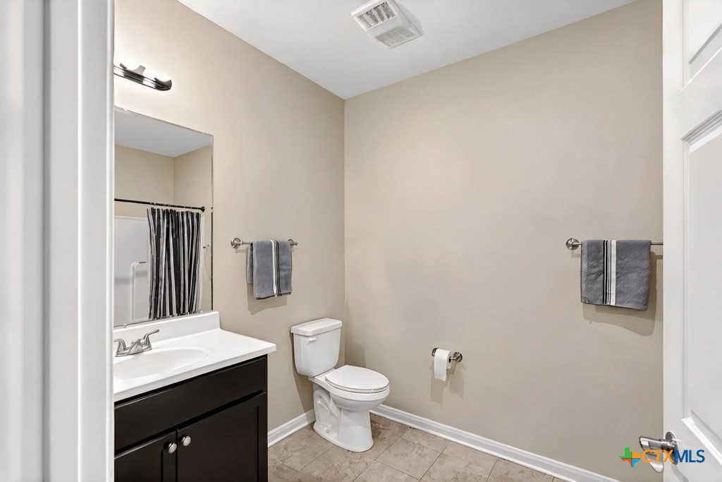 820 S Benavides Street Property Photo 16
