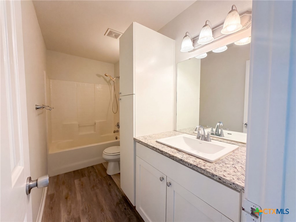 2408 Mikulec Drive Property Photo 13