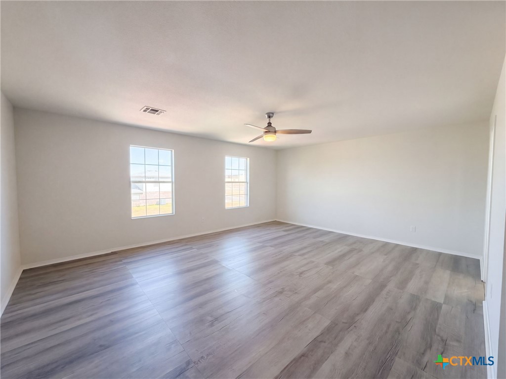 2408 Mikulec Drive Property Photo 18