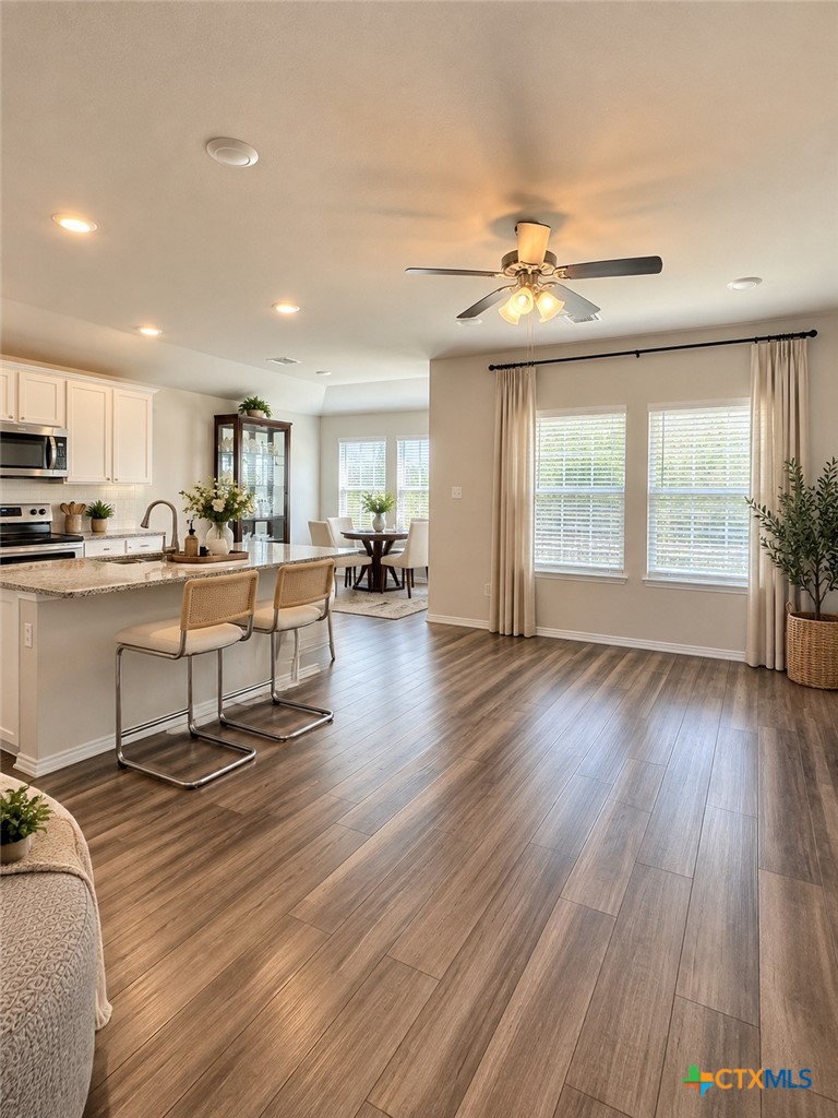 8509 Cantera Ridge Road Property Photo 2