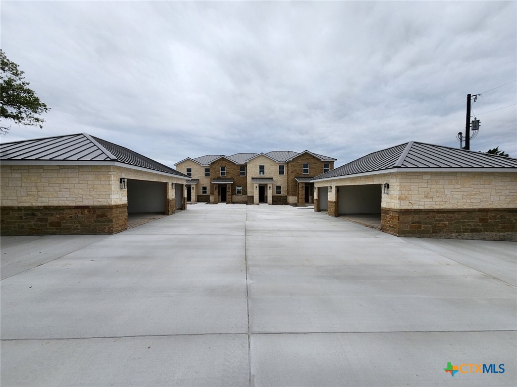 289 Stargrass D Property Photo 39