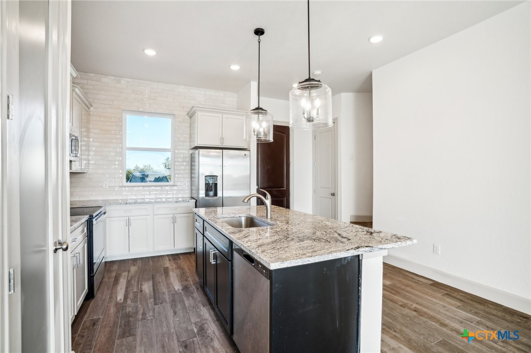 289 Stargrass B Property Photo 12