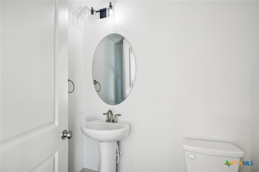 289 Stargrass B Property Photo 18