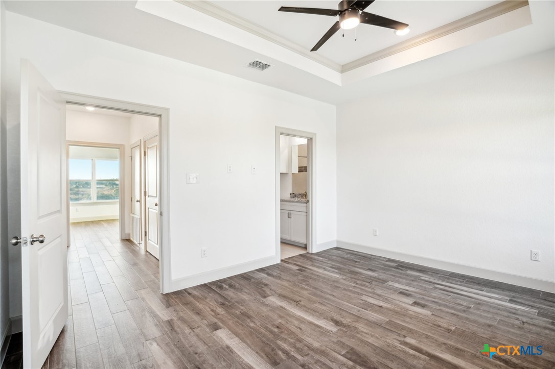 289 Stargrass B Property Photo 22