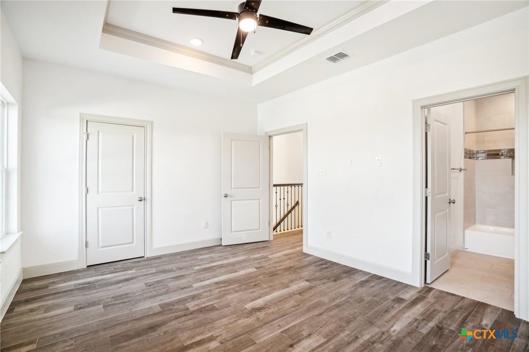 289 Stargrass B Property Photo 23