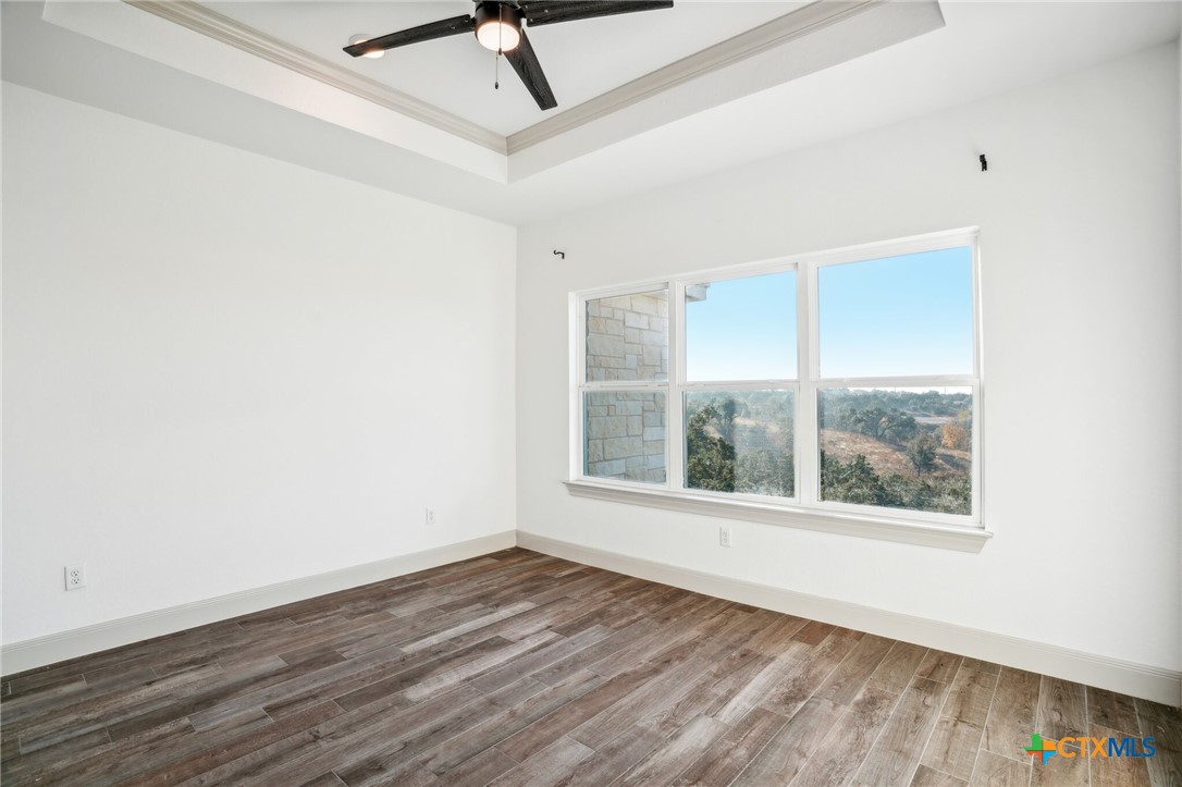 289 Stargrass B Property Photo 29