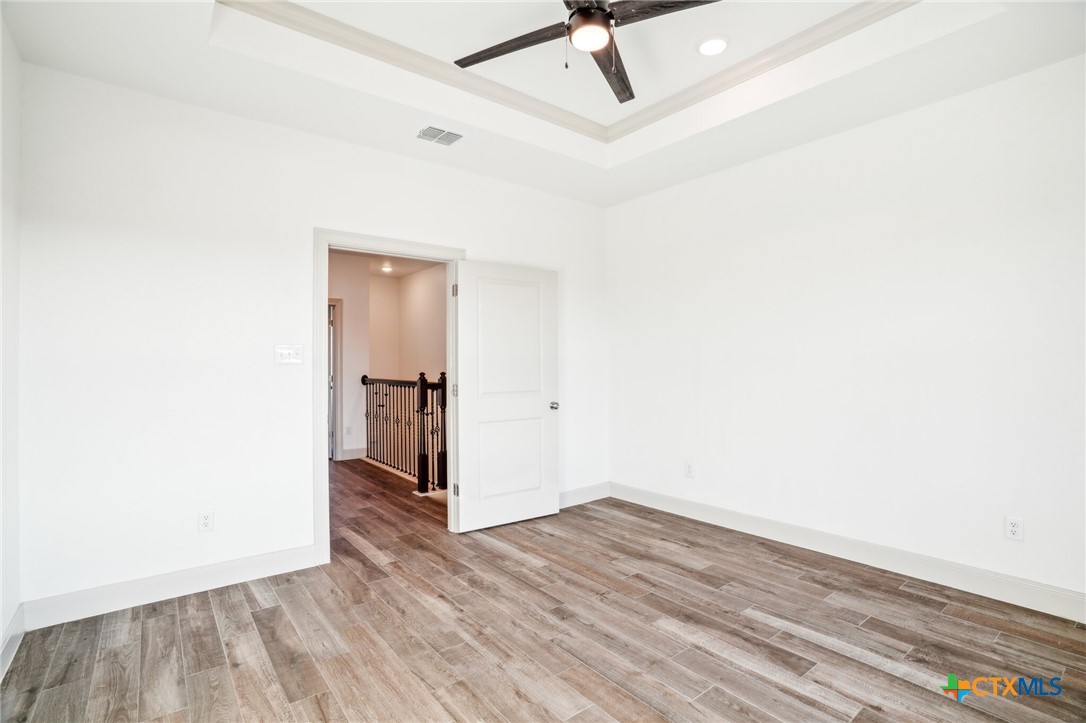 289 Stargrass B Property Photo 30