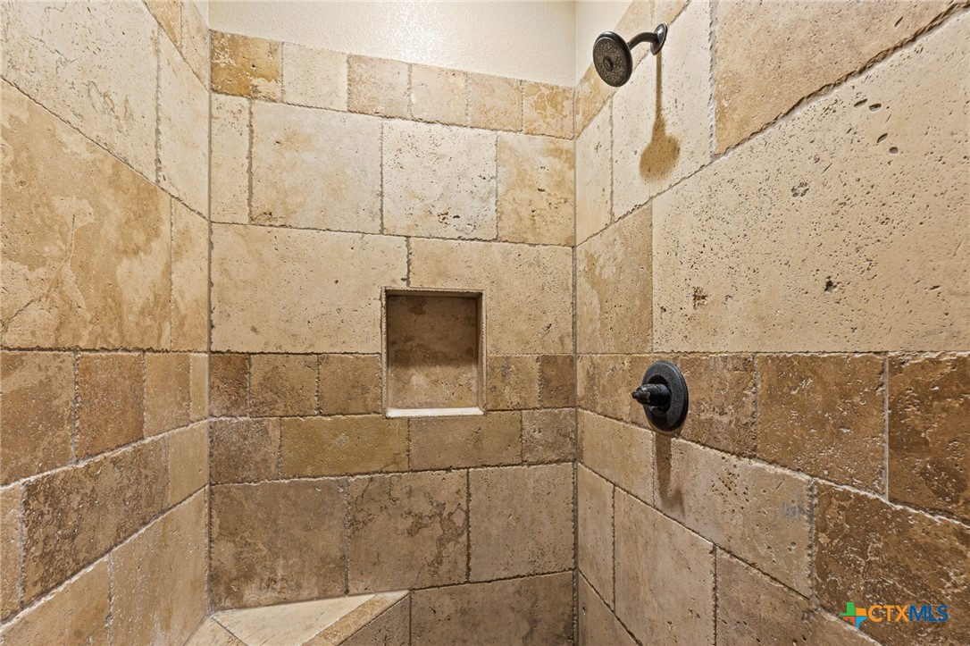 608 Jake Drive Property Photo 8