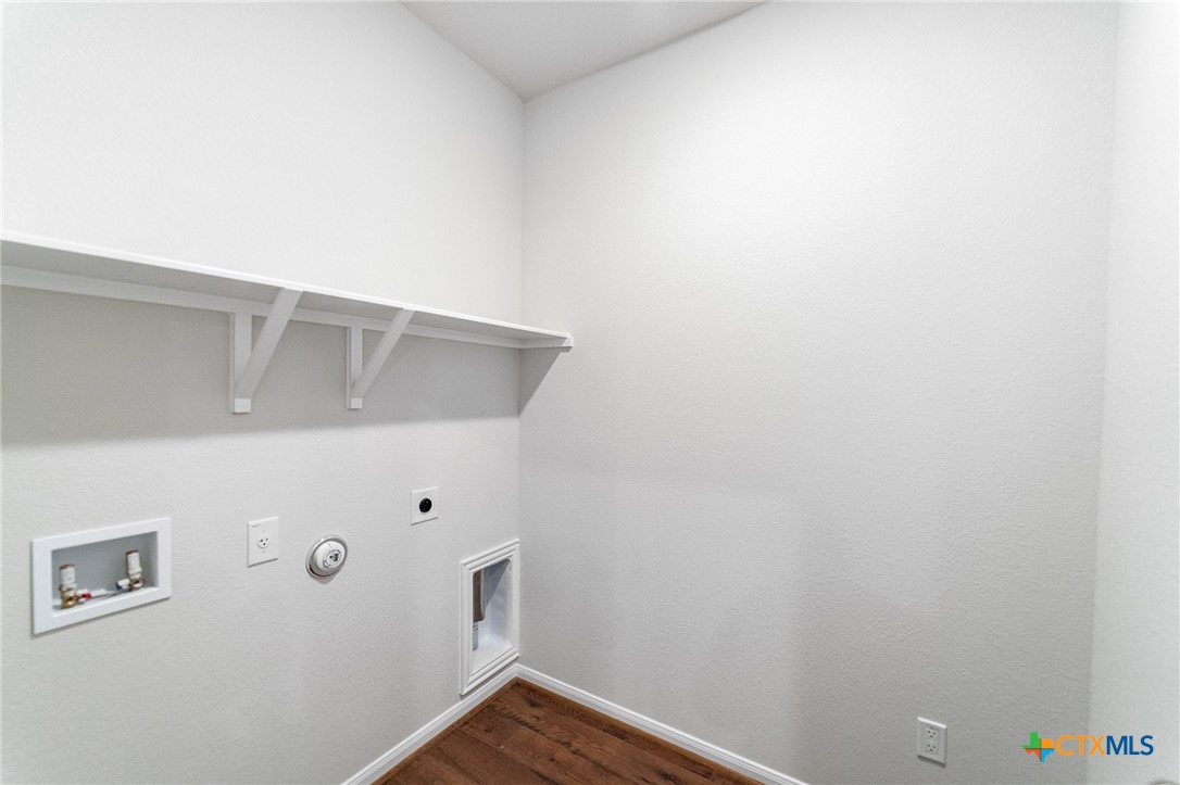 224 Villars Drive Property Photo 17