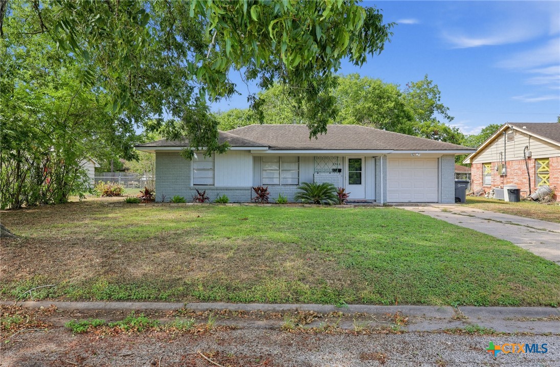 1503 Bexar Avenue Property Photo 1