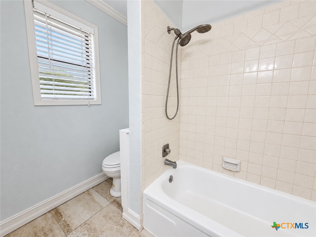 720 Whitewing Street Property Photo 11