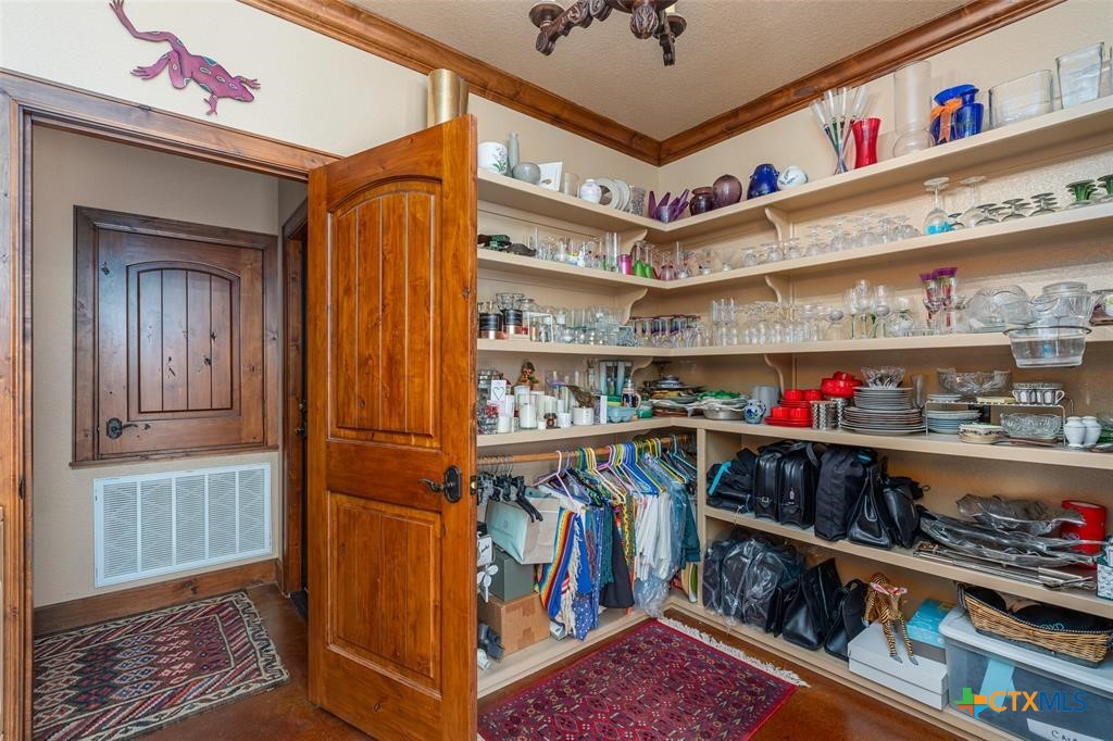 1300 Bluff Street Property Photo 19