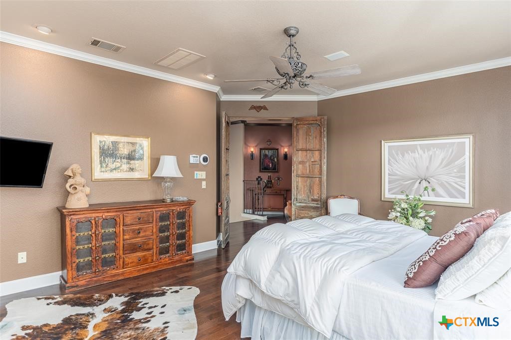 1300 Bluff Street Property Photo 22