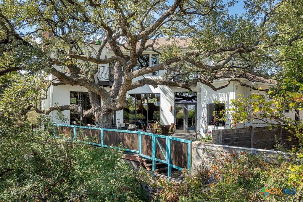 1300 Bluff Street Property Photo 28