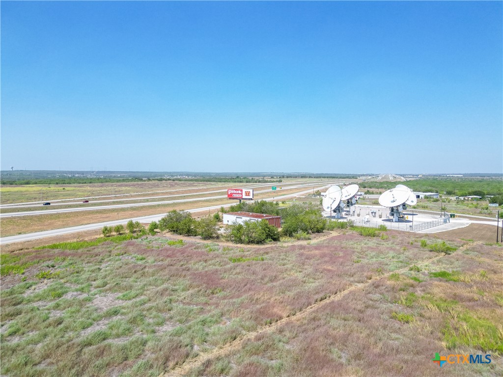 8956 N Us Highway 183 Property Photo 7