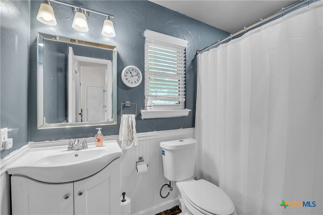 1417 Ridgeway Drive Property Photo 8
