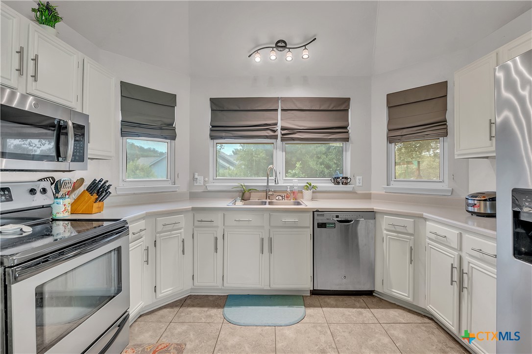 1417 Ridgeway Drive Property Photo 12