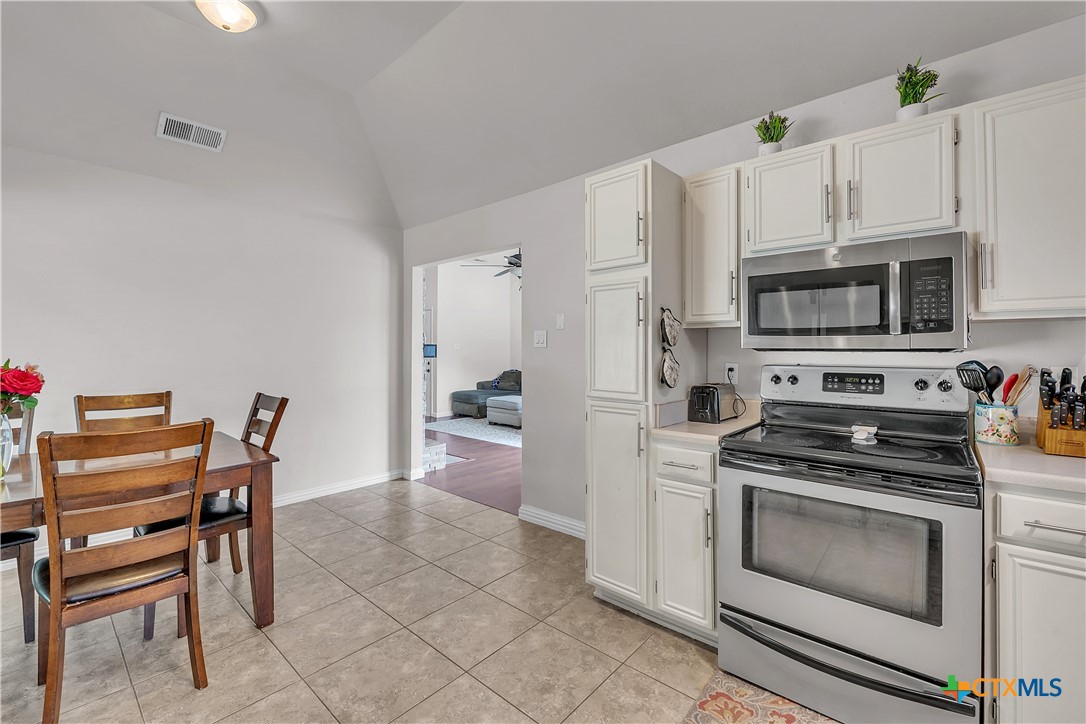 1417 Ridgeway Drive Property Photo 13