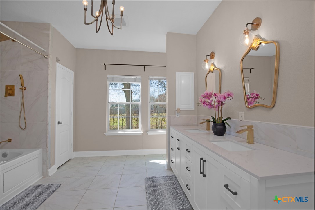203 Bella Vista Circle Property Photo 19