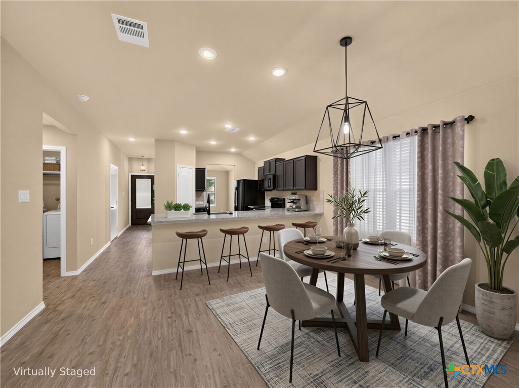 2941 Field View Property Photo 6