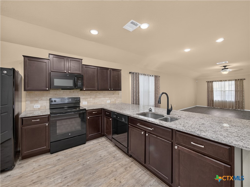 2941 Field View Property Photo 10