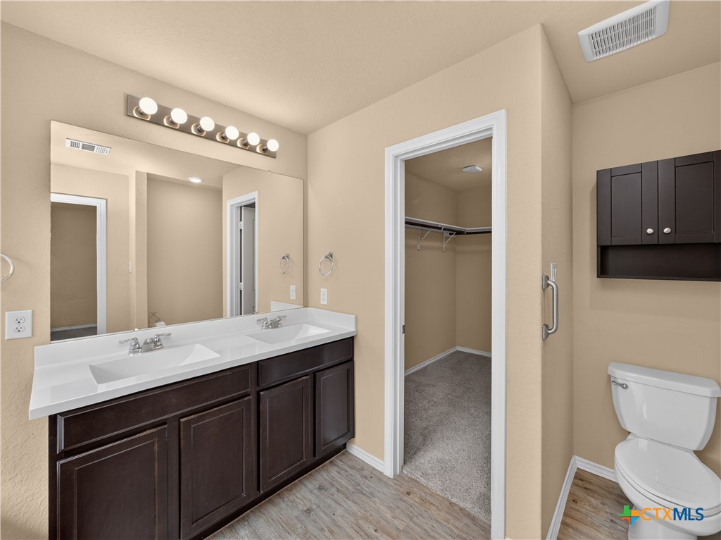 2941 Field View Property Photo 17