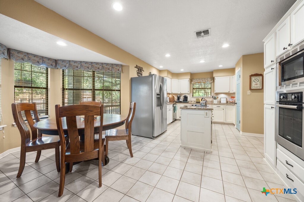 112 Golden Morn Property Photo 11
