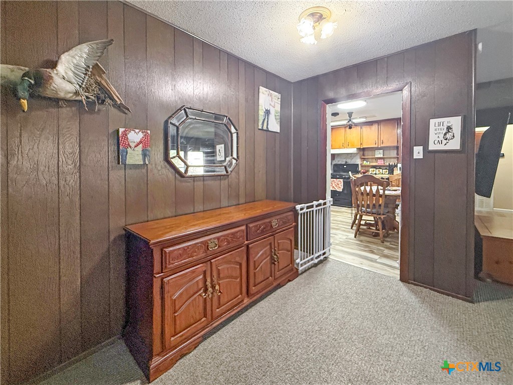 200 Peikert Street Property Photo 7