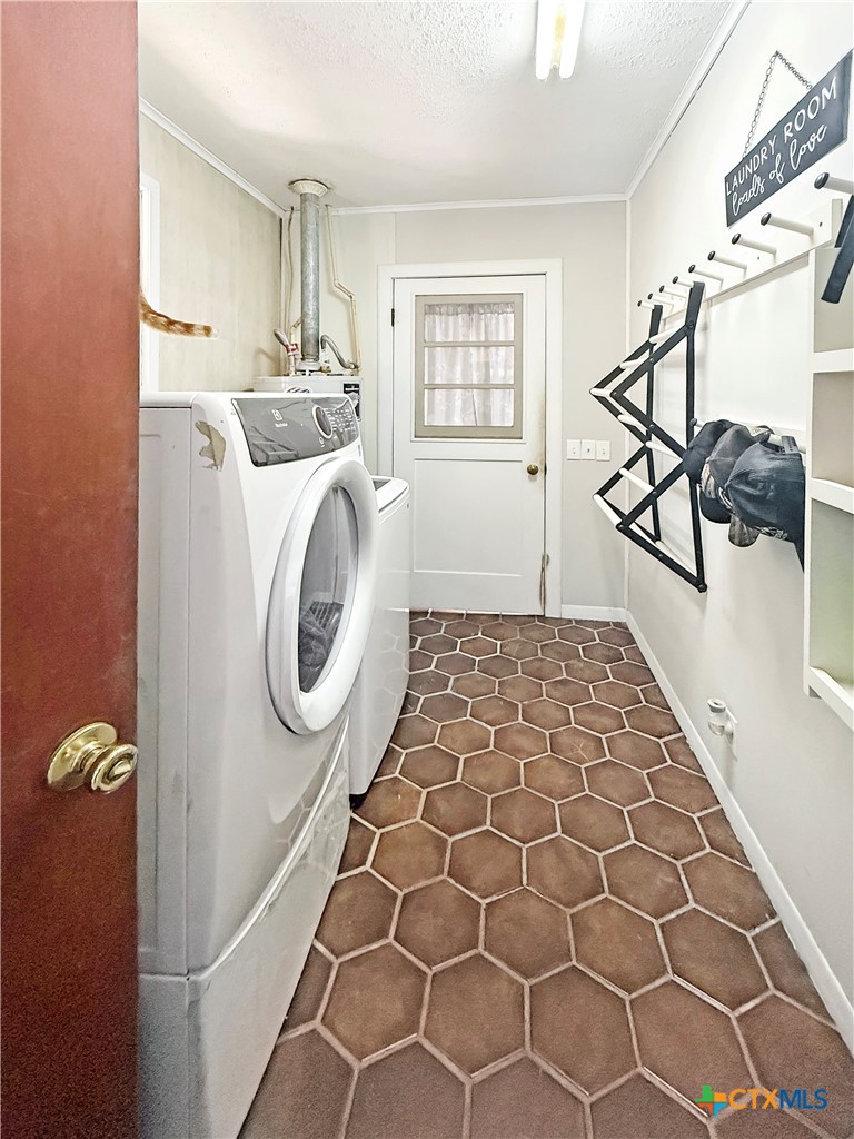 200 Peikert Street Property Photo 18