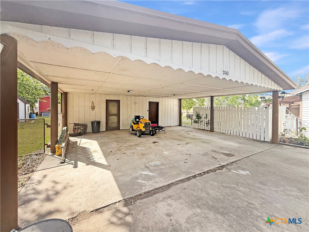 200 Peikert Street Property Photo 23