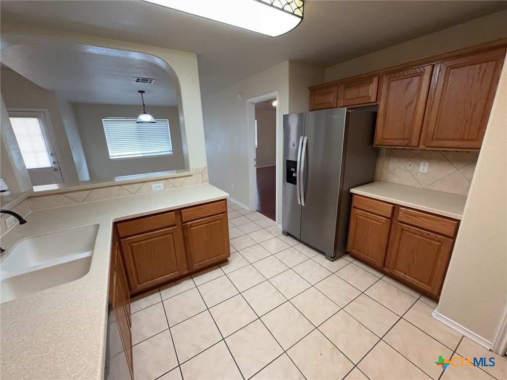5302 Jitterbug Court Property Photo 11
