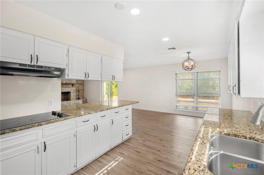 3210 Magnolia Boulevard Property Photo 8