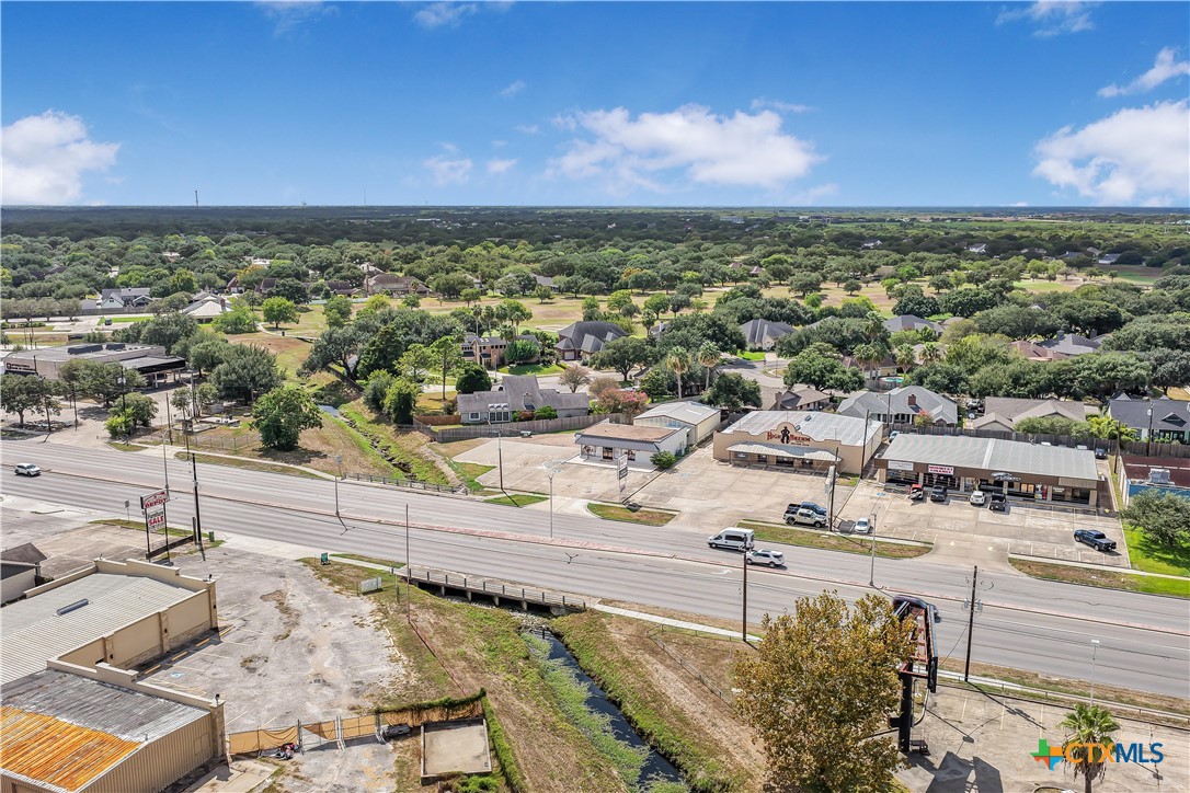 6601 N Navarro Street Property Photo 13