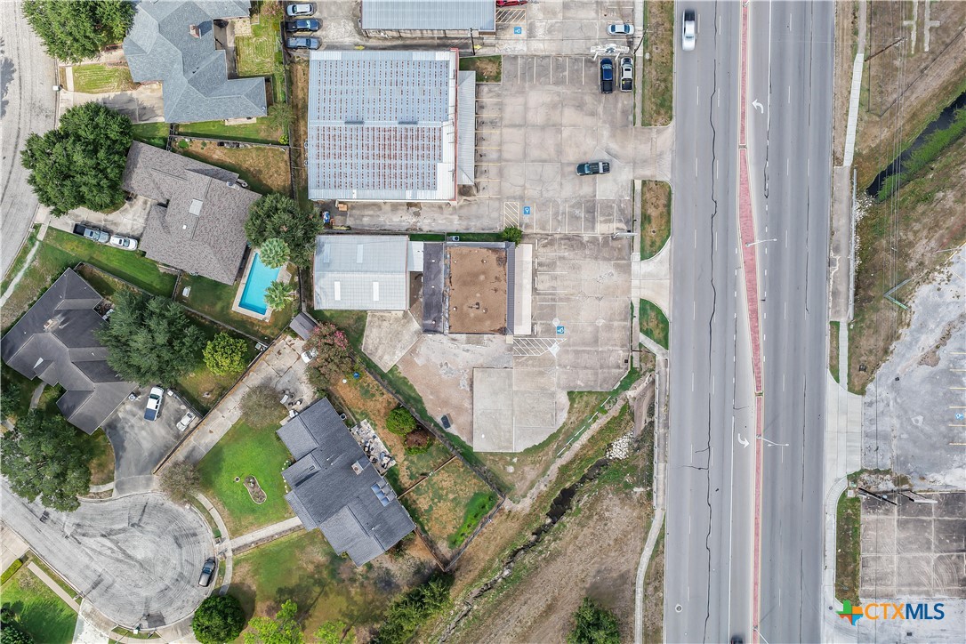 6601 N Navarro Street Property Photo 16