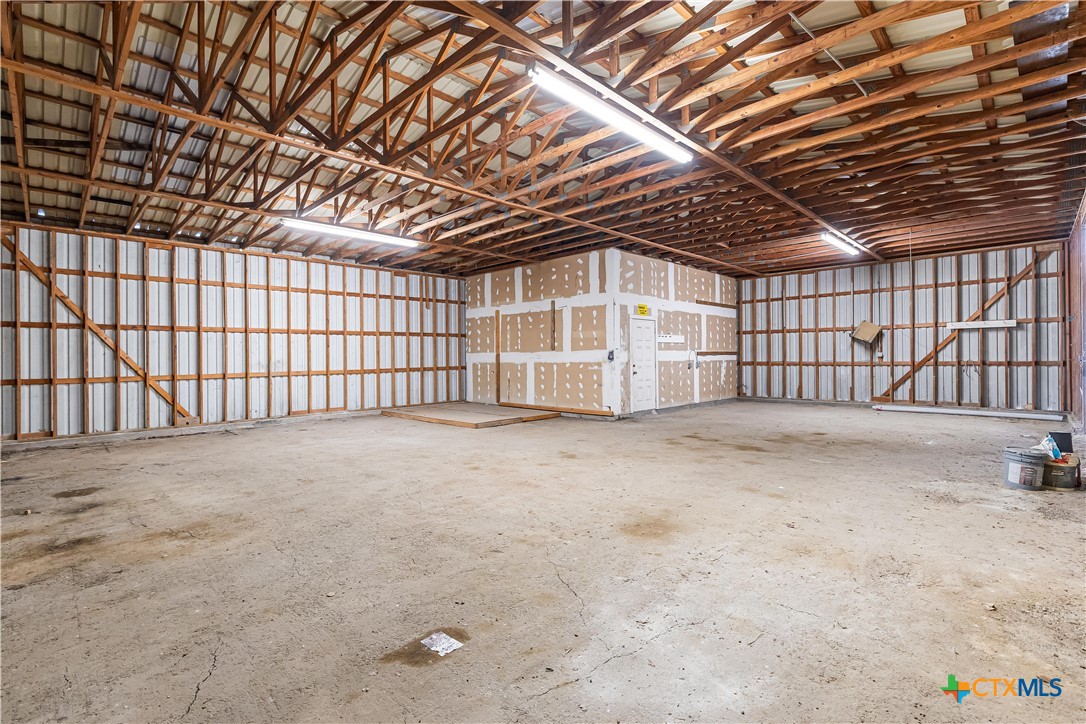 6601 N Navarro Street Property Photo 29