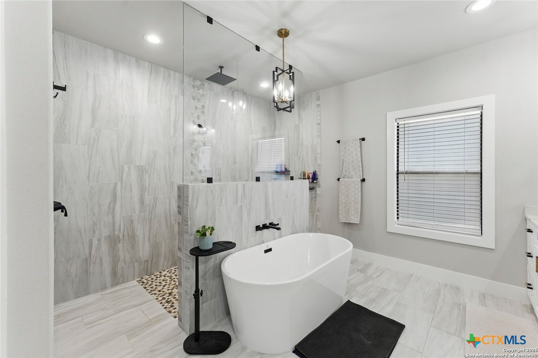725 Winding View Property Photo 18