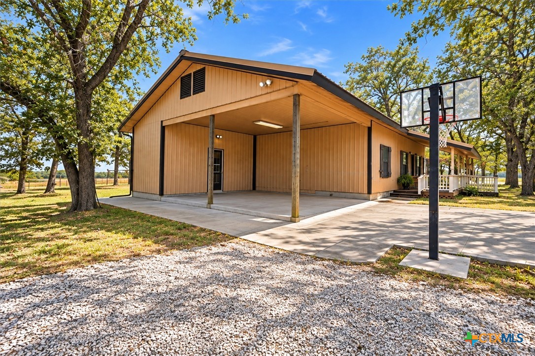 7686 Us Highway 90a Property Photo 48