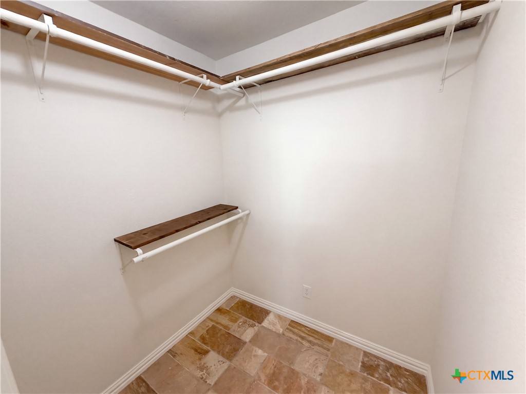 111 S College Street Property Photo 18