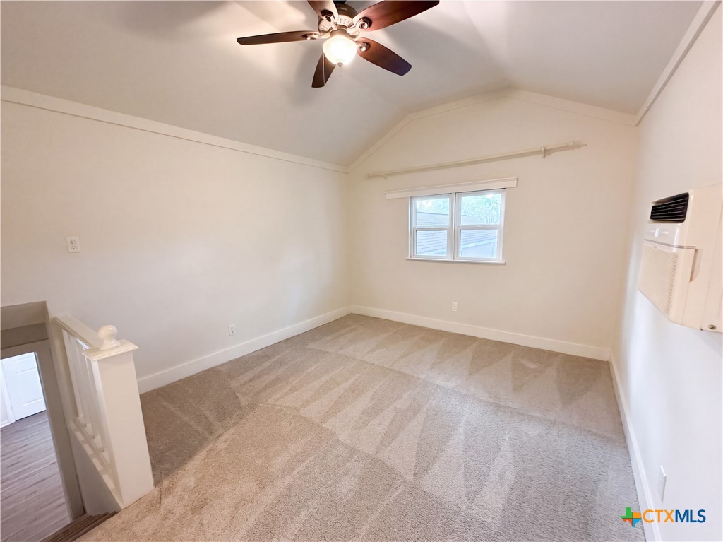 111 S College Street Property Photo 22