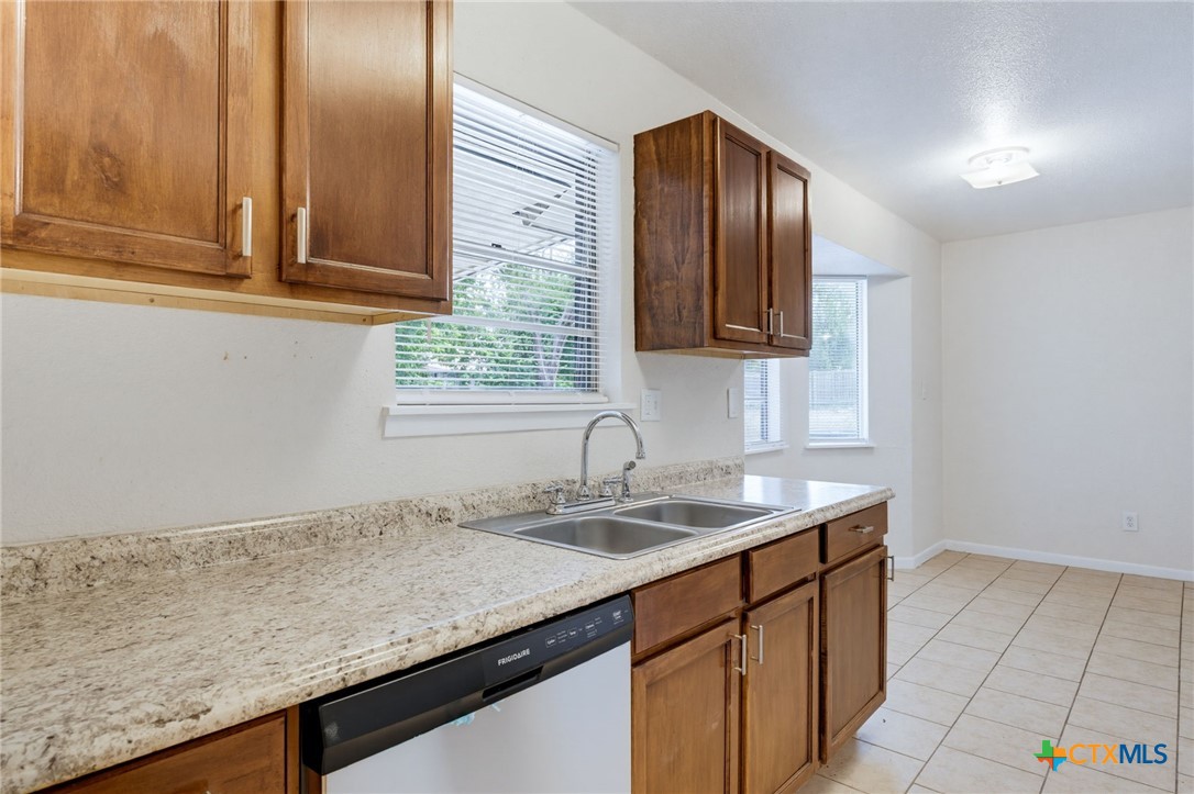 303 Carothers Street Property Photo 10