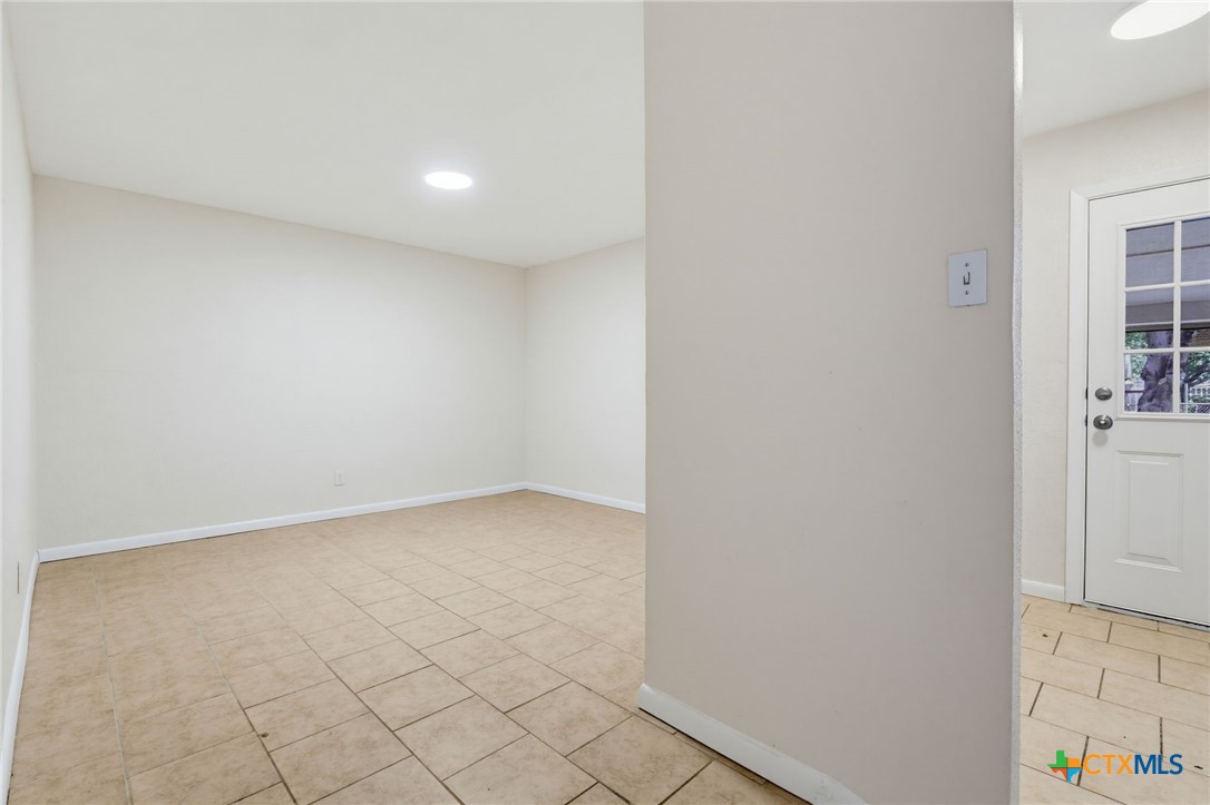 303 Carothers Street Property Photo 20